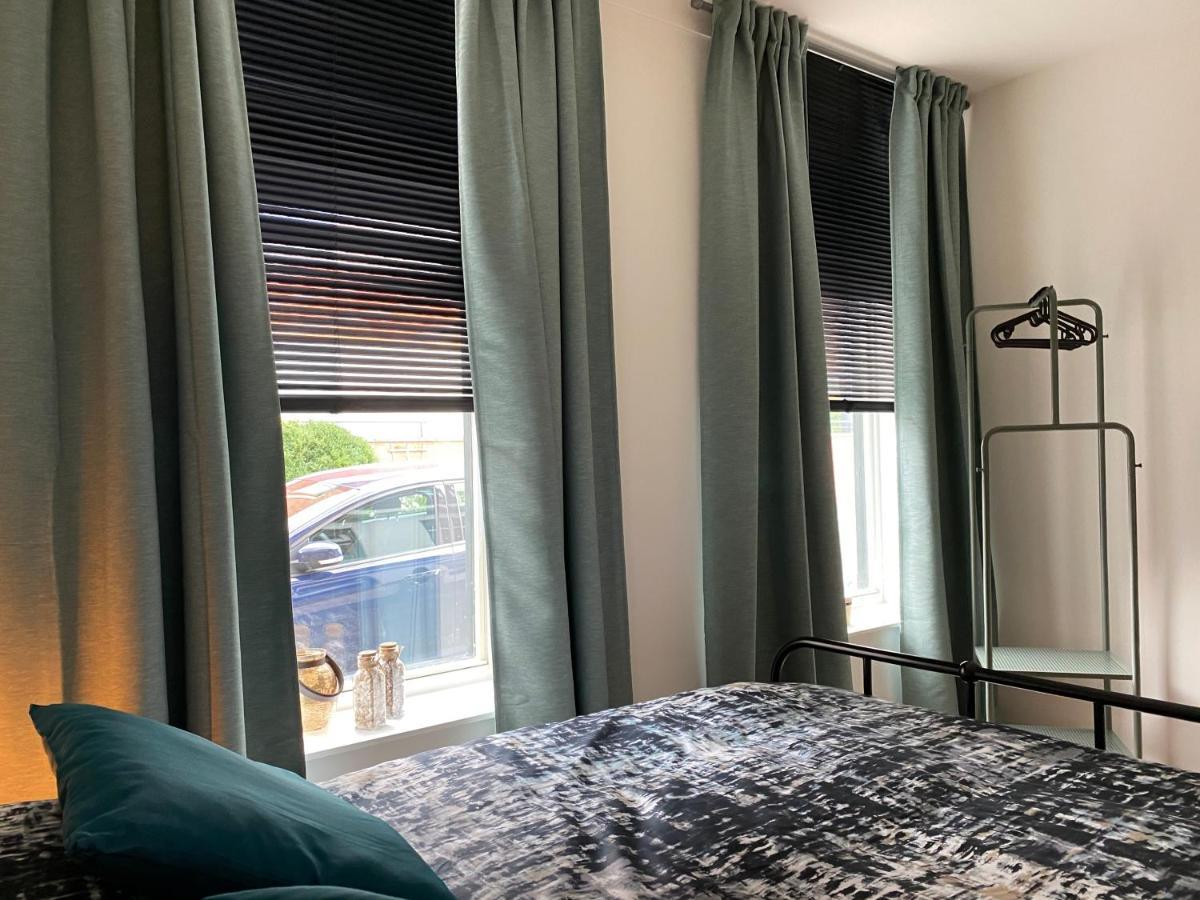 Het Hoekje - 2 Bedroom Family Friendly City Home جروننجن المظهر الخارجي الصورة