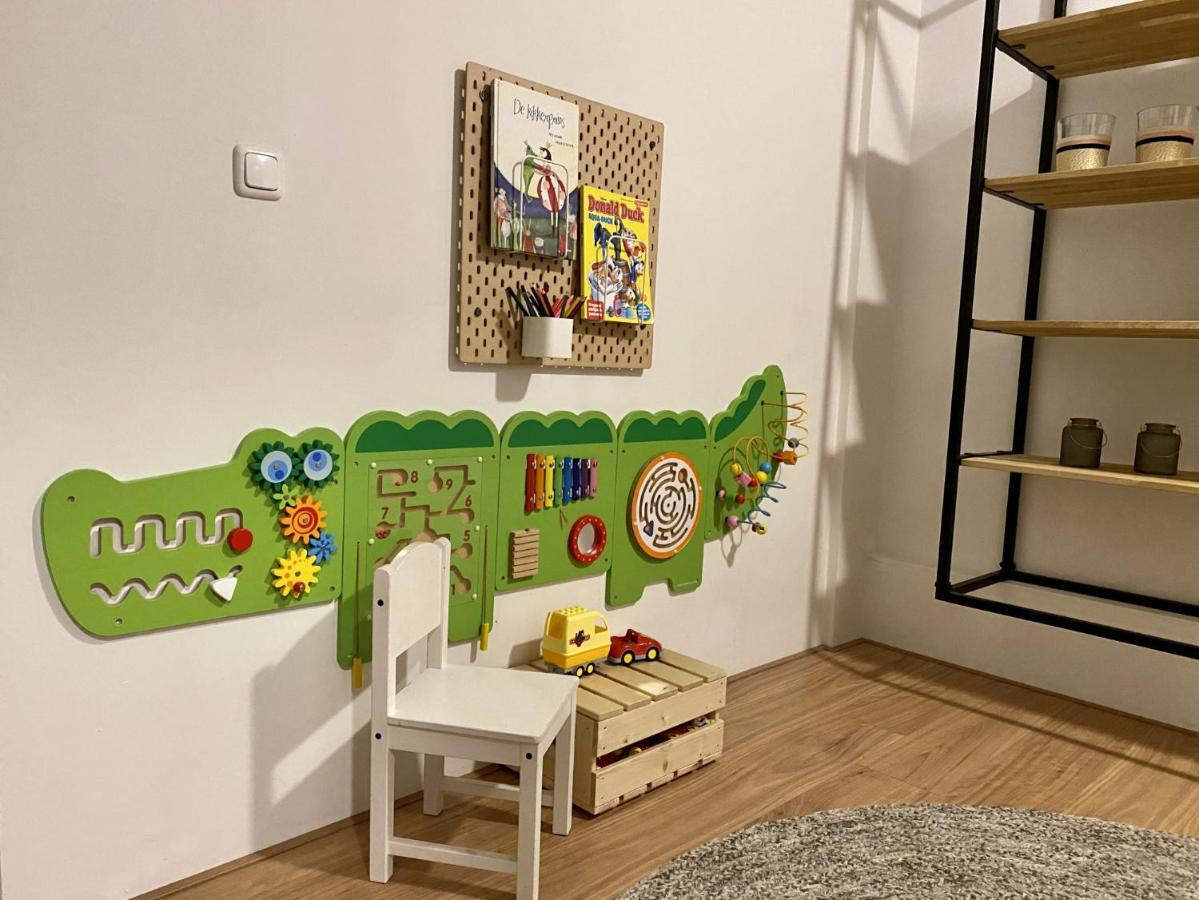 Het Hoekje - 2 Bedroom Family Friendly City Home جروننجن المظهر الخارجي الصورة